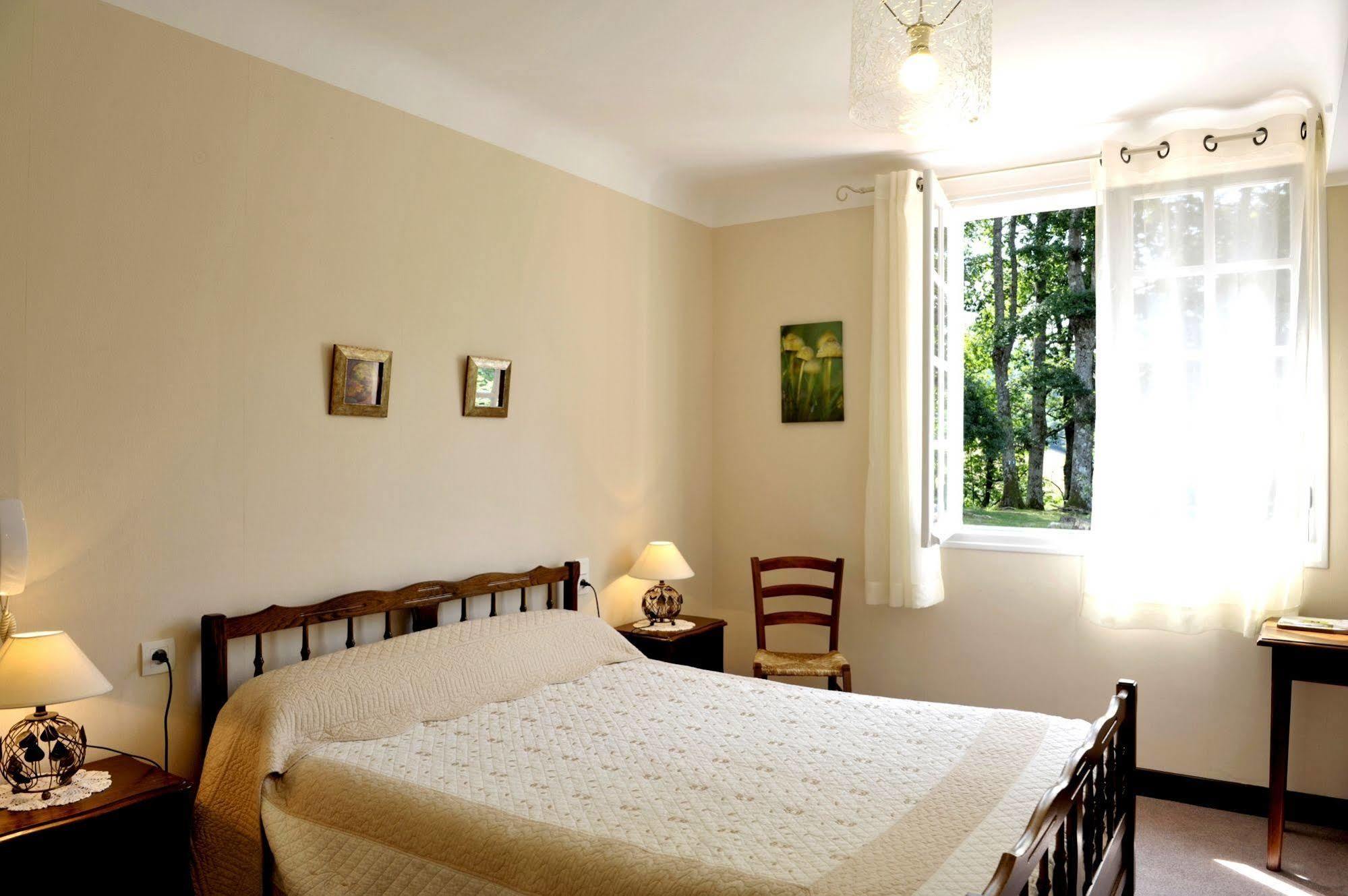 Aldudes Logis Hotel St Sylvestre מראה חיצוני תמונה